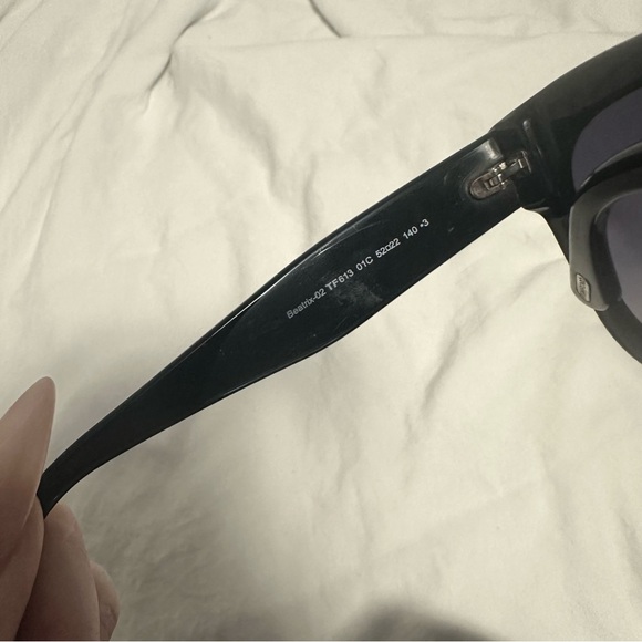 TOMFORD SUNGLASSES - Picture 6 of 7